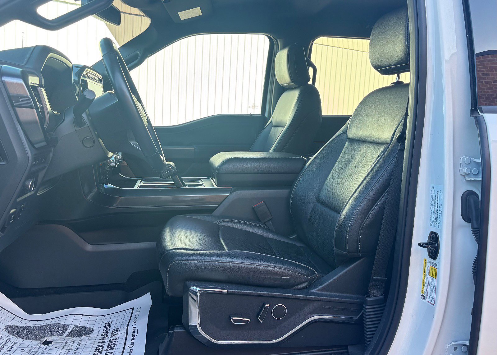 Certified 2022 Ford F150 Lariat w/ Equipment Group 502A High image 21