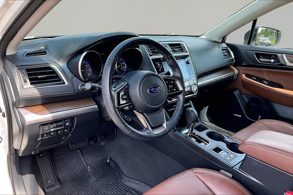 Used 2019 Subaru Outback 2.5i Touring AWD/4WD image 14