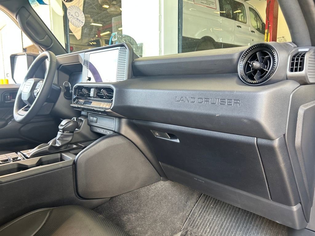 Used 2025 Toyota Land Cruiser 1958 image 15