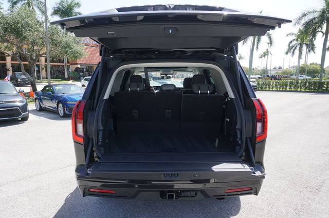 Certified 2025 Ford Expedition Active RWD image 15