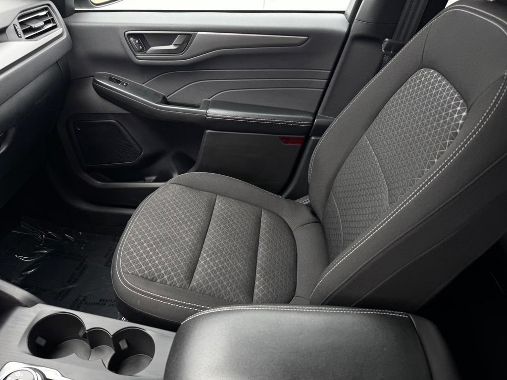Certified 2024 Ford Escape Active AWD/4WD image 28