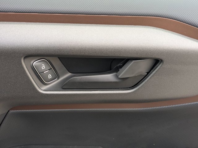 Certified 2025 Ford Bronco Sport Outer Banks w/ Outer Banks Tech Package+ image 37