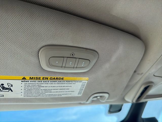 Used 2023 Chrysler Pacifica Limited image 44