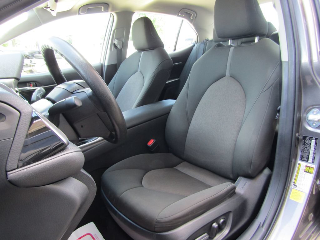Used 2024 Toyota Camry LE FWD image 13
