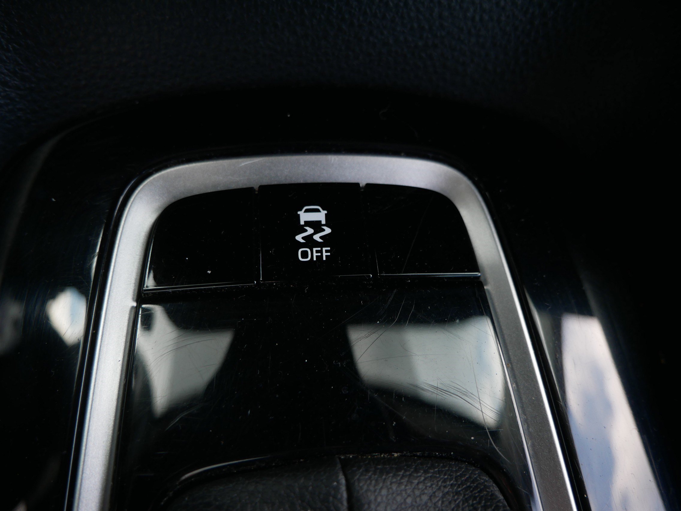 Used 2024 Toyota Corolla LE FWD image 29