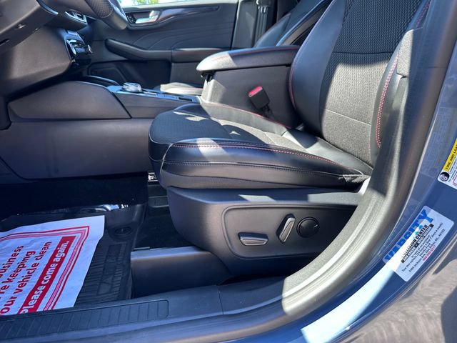 Certified 2024 Ford Escape ST-Line w/ Tech Pack #1 AWD/4WD image 12