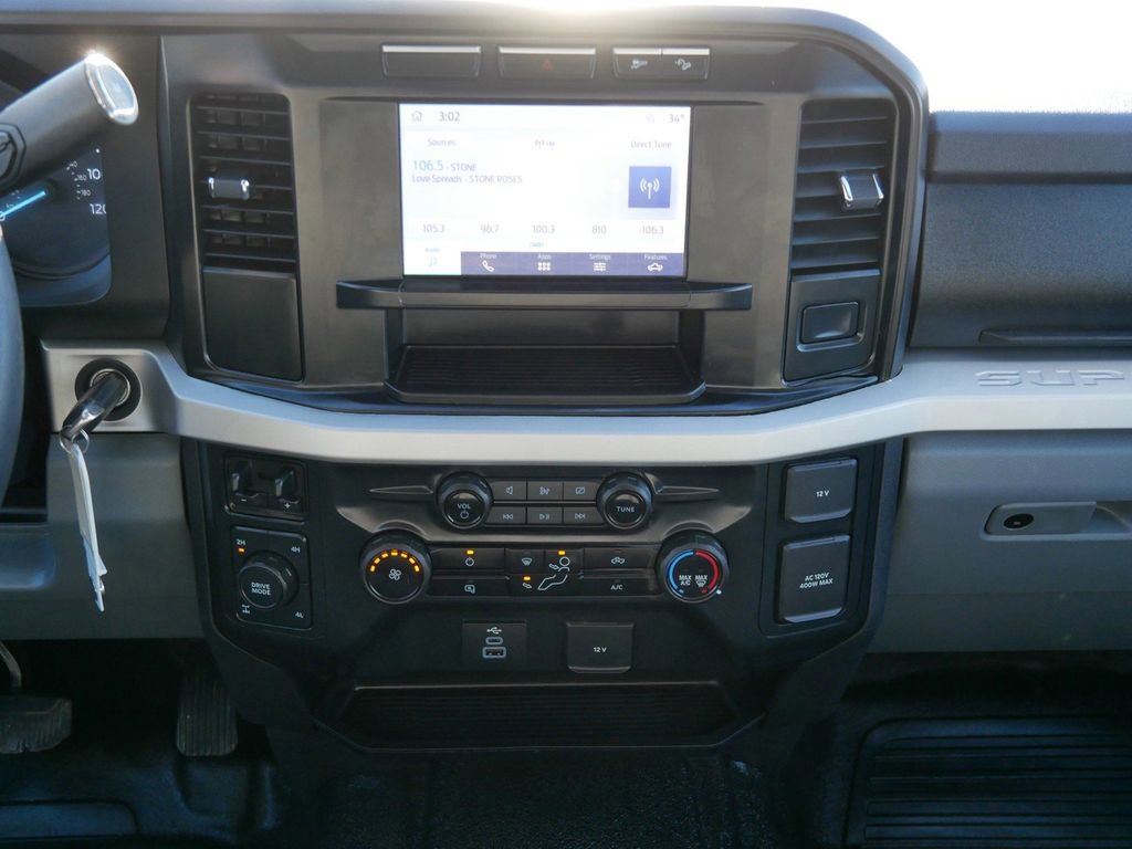 Certified 2024 Ford F350 XLT w/ FX4 Off-Road Package image 17