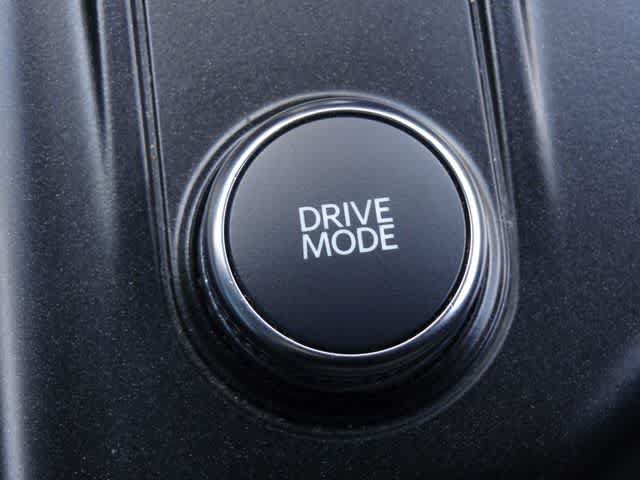 Certified 2025 Ford Explorer ST-Line AWD/4WD image 29