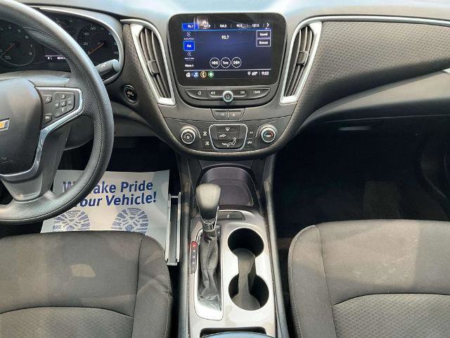 Used 2022 Chevrolet Malibu LS image 25