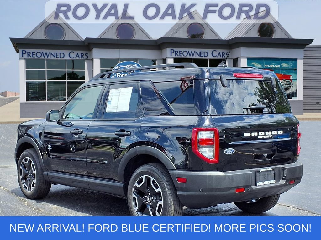 Certified 2023 Ford Bronco Sport Outer Banks w/ Tech Package AWD/4WD image 2