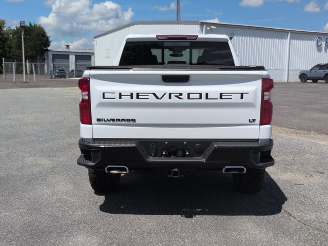 Used 2025 Chevrolet Silverado 1500 LT Trail Boss w/ Convenience Package II AWD/4WD image 5