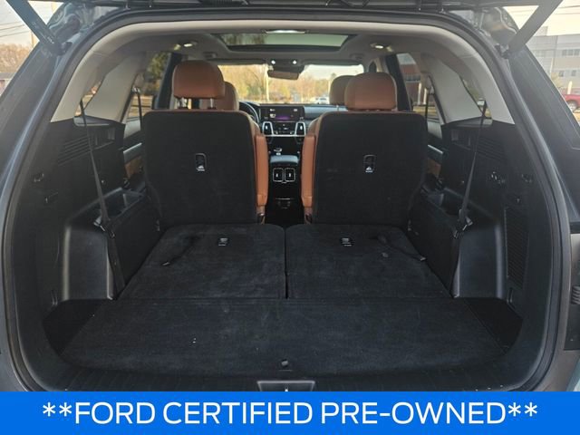 Used 2022 Kia Sorento SX Prestige w/ Rust Color Package image 12