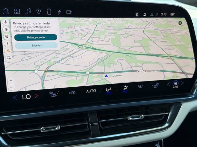 Used 2025 Chevrolet Equinox EV LT image 16