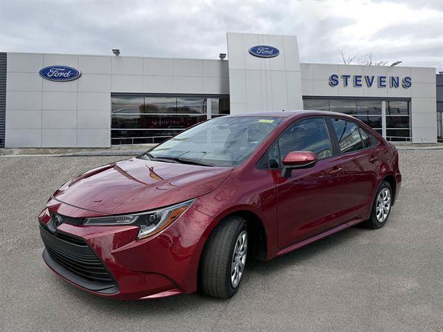 Used 2025 Toyota Corolla LE FWD image 31