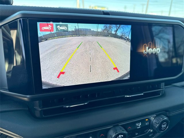 Used 2024 Jeep Wrangler Sahara w/ Technology Group image 28