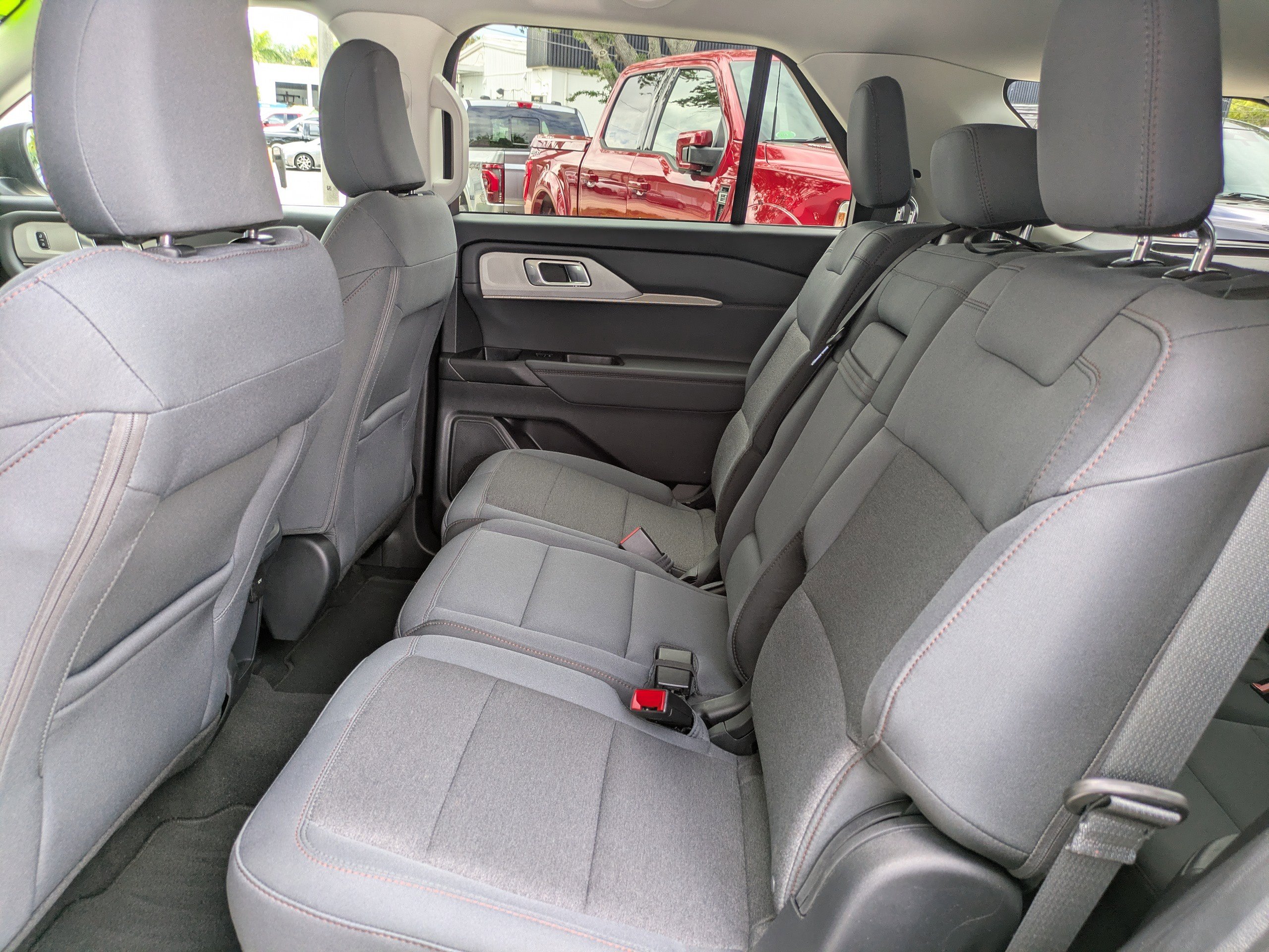 Certified 2025 Ford Explorer Active RWD image 16