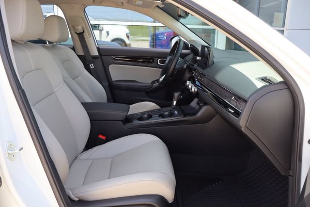 Used 2023 Honda Civic Touring image 32