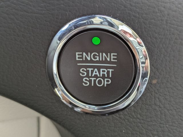 Certified 2017 Ford Edge Titanium w/ Equipment Group 302A FWD image 28