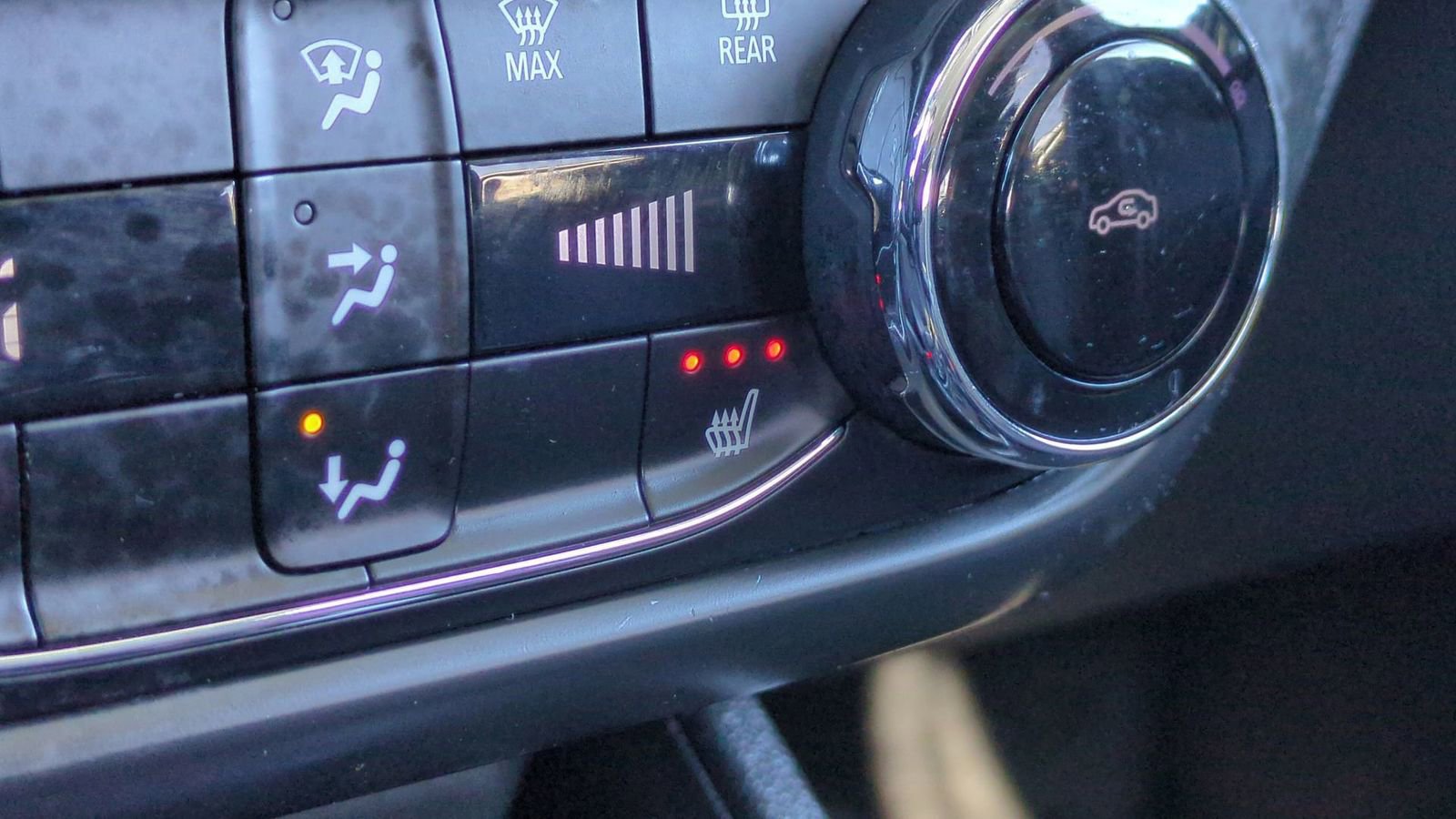 Used 2021 Chevrolet TrailBlazer LT w/ Convenience Package image 38