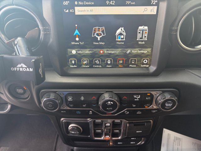 Used 2023 Jeep Wrangler Unlimited Sahara w/ Dual Top Group AWD/4WD image 28