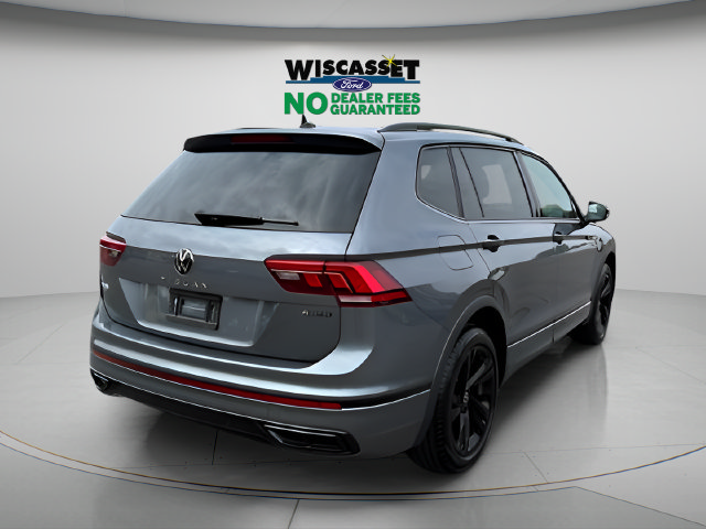 Used 2024 Volkswagen Tiguan SE R-Line AWD/4WD image 29