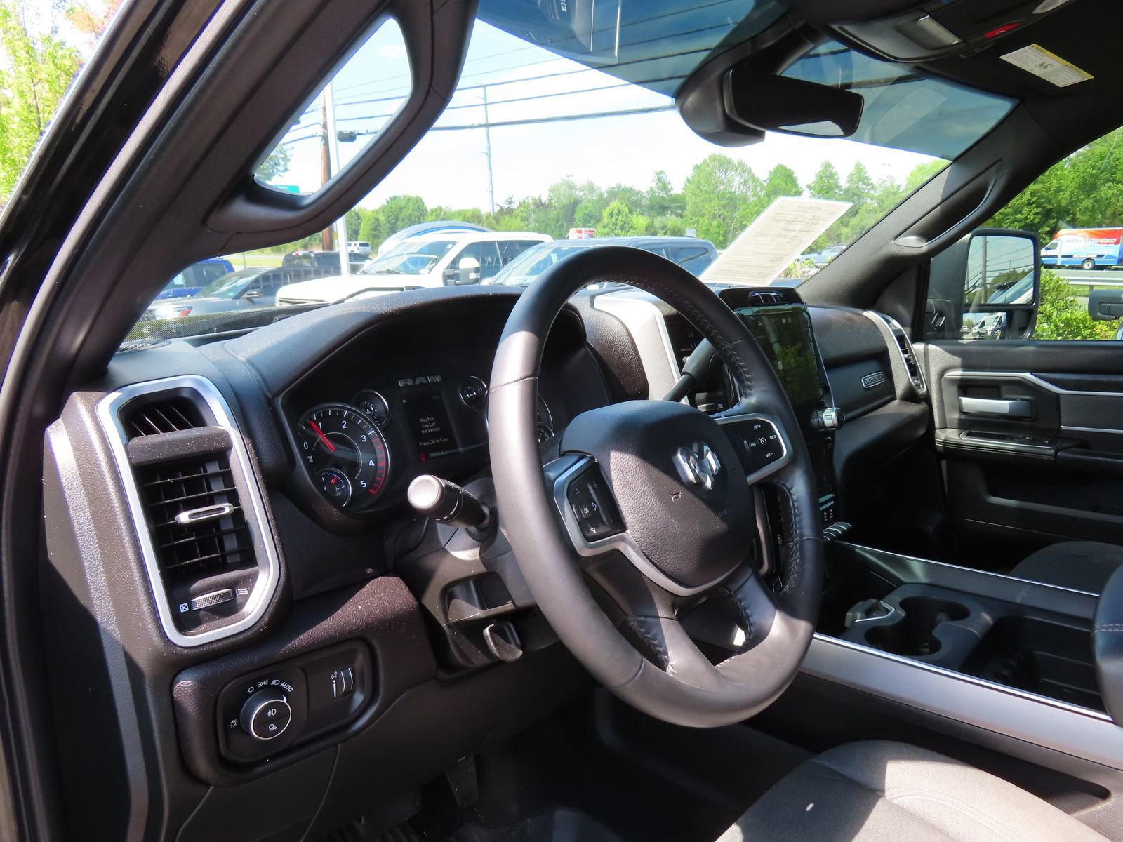 Used 2023 RAM 2500 Big Horn w/ Level 1 Equipment Group AWD/4WD image 17