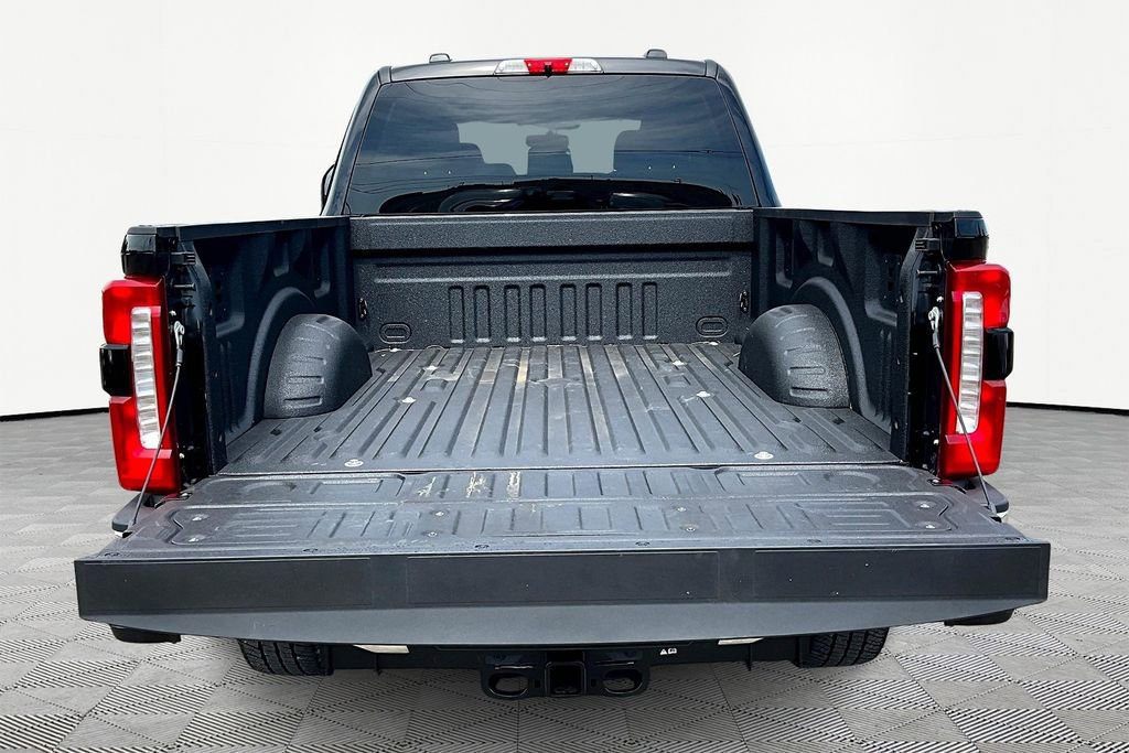 Certified 2025 Ford F250 Lariat image 18
