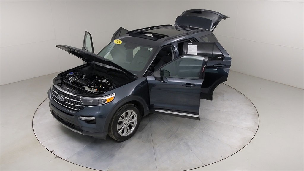 Certified 2023 Ford Explorer XLT w/ Equipment Group 202A image 59