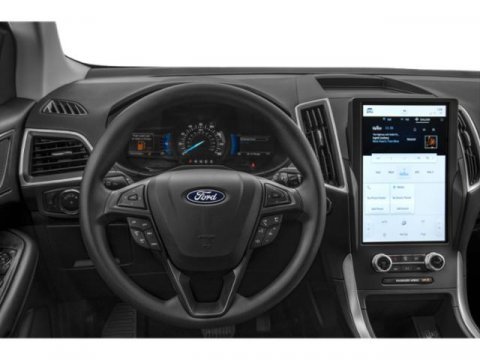 Certified 2024 Ford Edge SE image 17