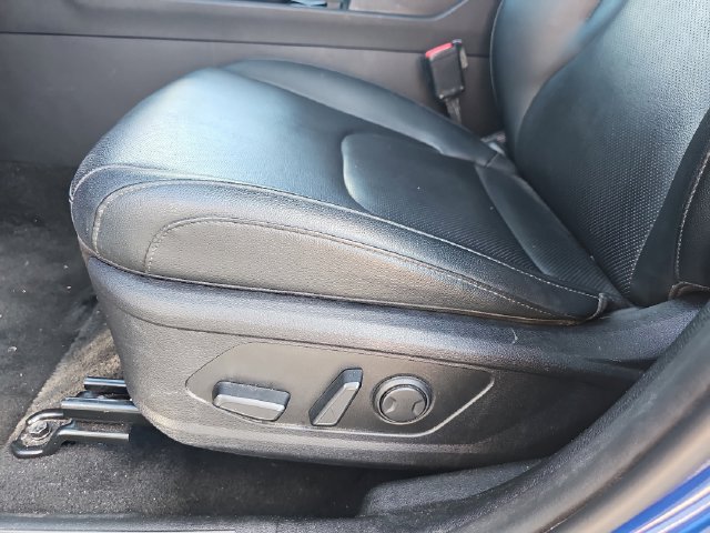 Used 2024 Kia Sportage EX FWD image 18