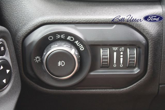 Used 2019 Jeep Wrangler Unlimited Sahara AWD/4WD image 20