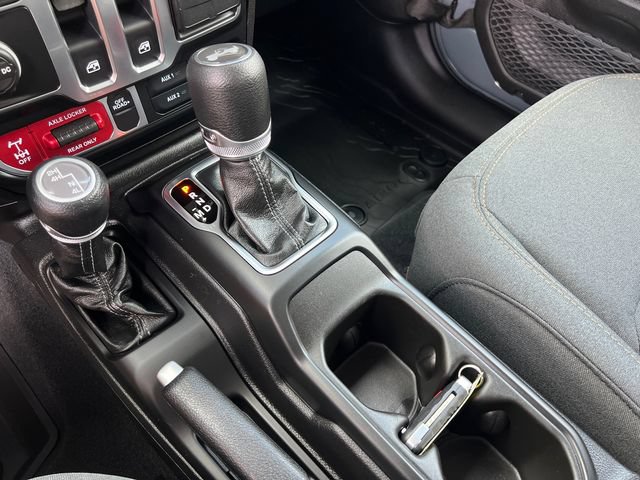 Used 2026 Jeep Wrangler Sport AWD/4WD image 22