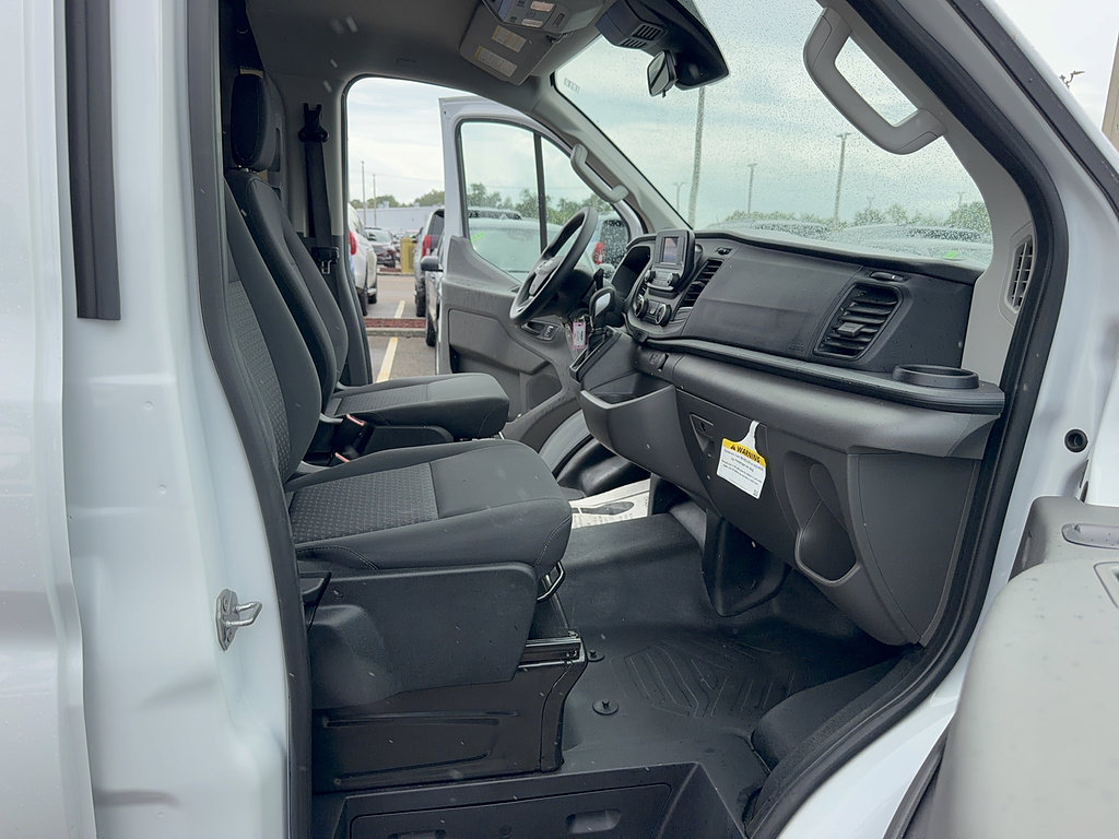Certified 2025 Ford Transit 250 Low Roof w/ Exterior Upgrade Package RWD image 17