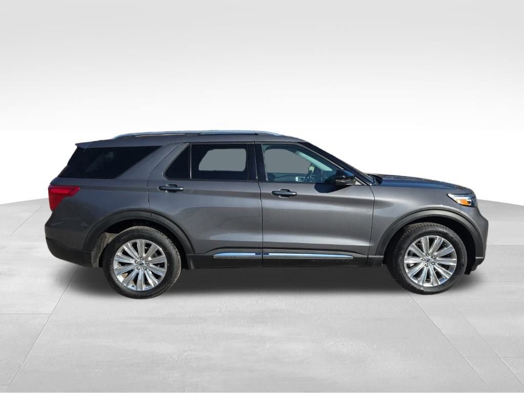 Certified 2022 Ford Explorer Limited w/ Limited Technology Package image 4