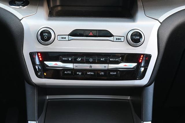 Certified 2023 Ford Explorer XLT AWD/4WD image 30