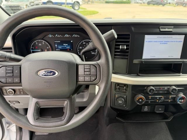 Certified 2025 Ford F250 XLT AWD/4WD image 13