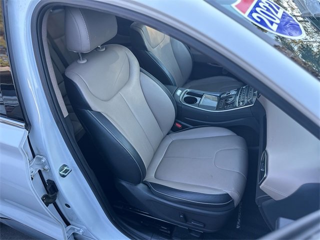 Used 2022 Hyundai Santa Fe Limited image 28