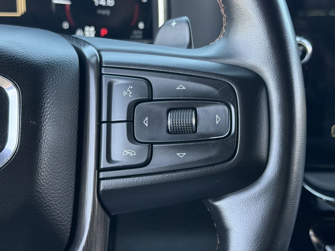 Used 2023 GMC Sierra 1500 AT4 w/ AT4 Preferred Package image 15