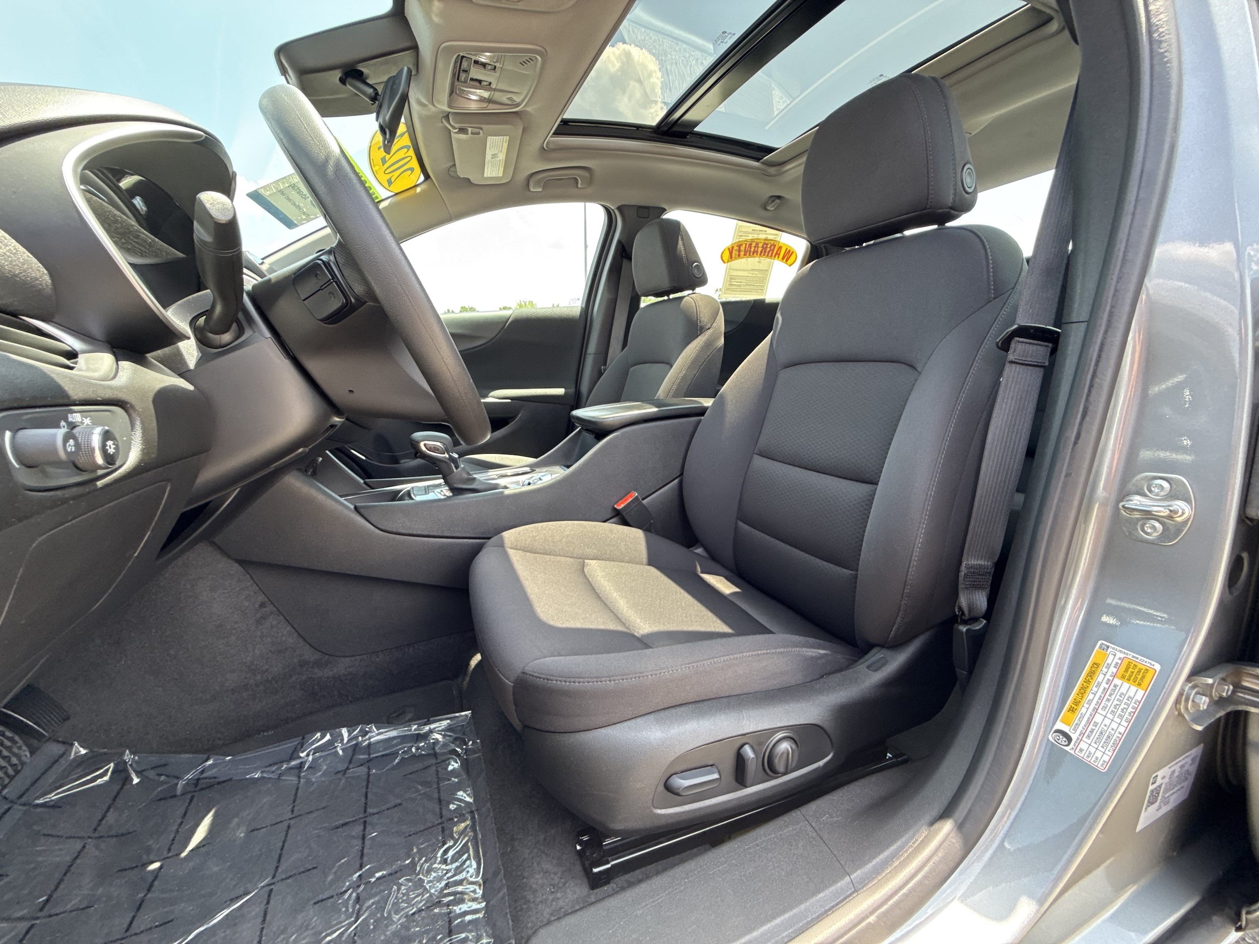 Used 2024 Chevrolet Malibu LT FWD image 9