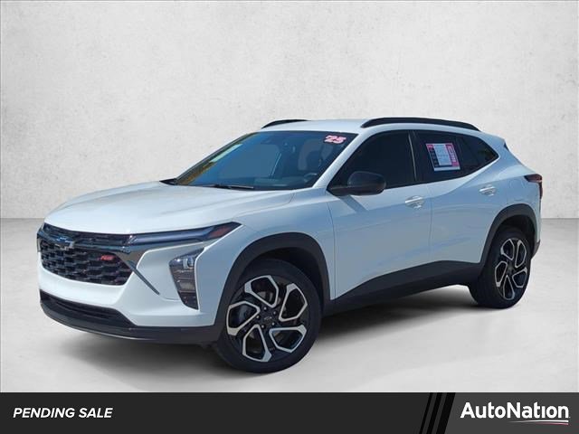 Used 2025 Chevrolet Trax RS image 6