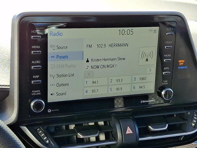 Used 2020 Toyota C-HR LE image 16