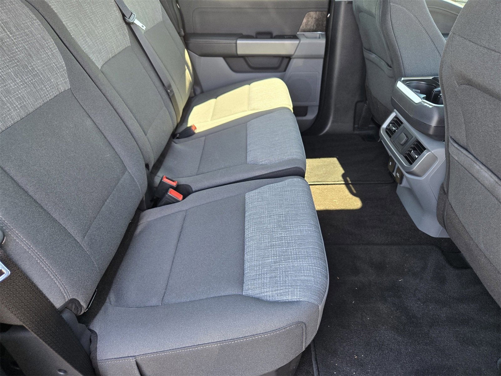 Certified 2022 Ford F150 XLT w/ Equipment Group 302A High image 30