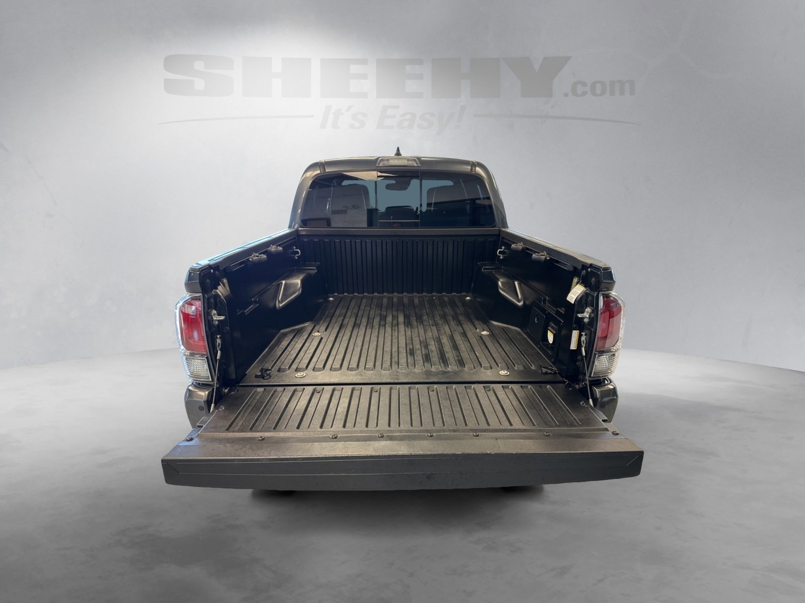 Used 2022 Toyota Tacoma Limited w/ Nightshade Package image 23