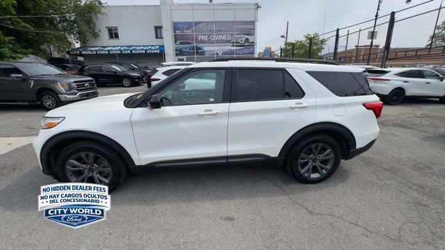 Certified 2023 Ford Explorer XLT w/ Equipment Group 202A AWD/4WD image 2