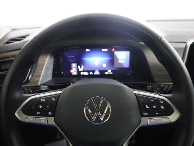 Used 2024 Volkswagen Atlas SEL Premium R-Line AWD/4WD image 15