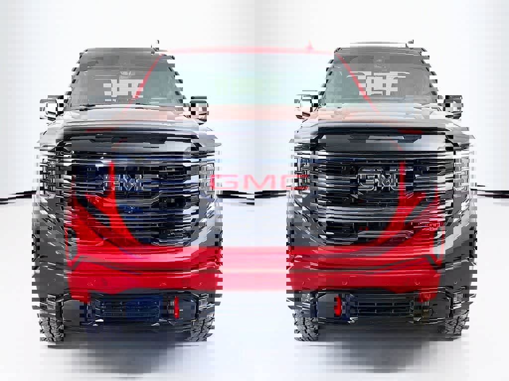 Used 2025 GMC Sierra 1500 AT4 w/ Technology Package image 8