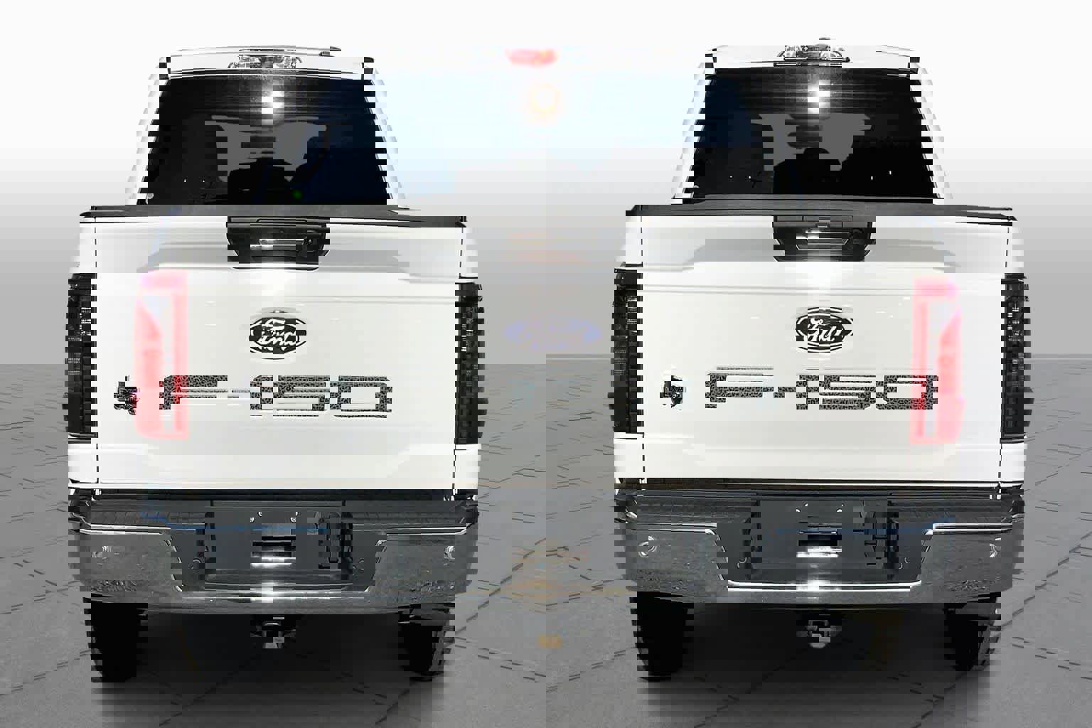 Certified 2024 Ford F150 XLT w/ Mobile Office Package image 4