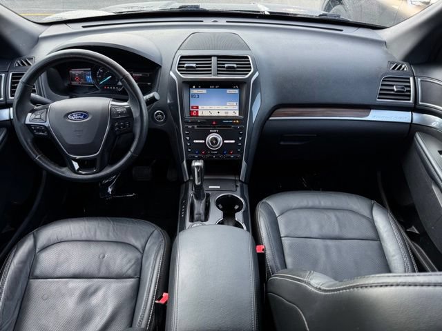 Certified 2017 Ford Explorer Limited AWD/4WD image 12