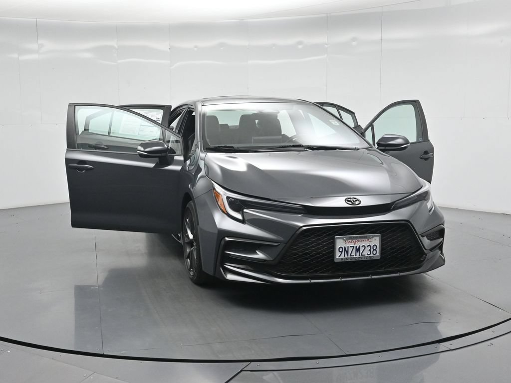 Used 2024 Toyota Corolla XSE FWD image 33