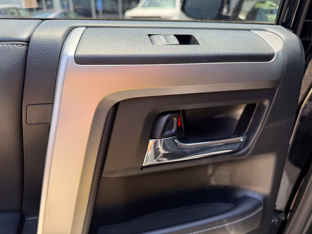 Used 2024 Toyota 4Runner SR5 Premium w/ Moonroof Package AWD/4WD image 21